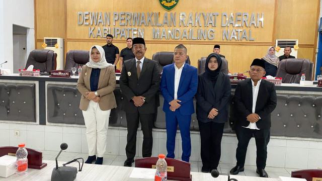 IMG-20250926-WA0106_resize_64 Perubahan APBD Madina TA 2025 disahkan.
