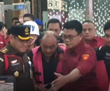 Mantan Kepala Badan Gizi Nasional (BGN) Dadan Hindayana resmi ditahan Kejagung, Rabu (3/6/2026).