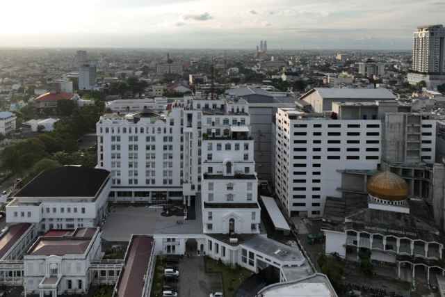 resize kantor gubernur 1