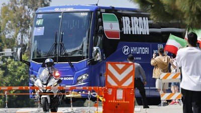 timnas-iran-1781478309154_169 Timnas Iran dalam pengawalan balik ke Meksiko usai bertanding di Piala Dunia 2026. (Reuters)